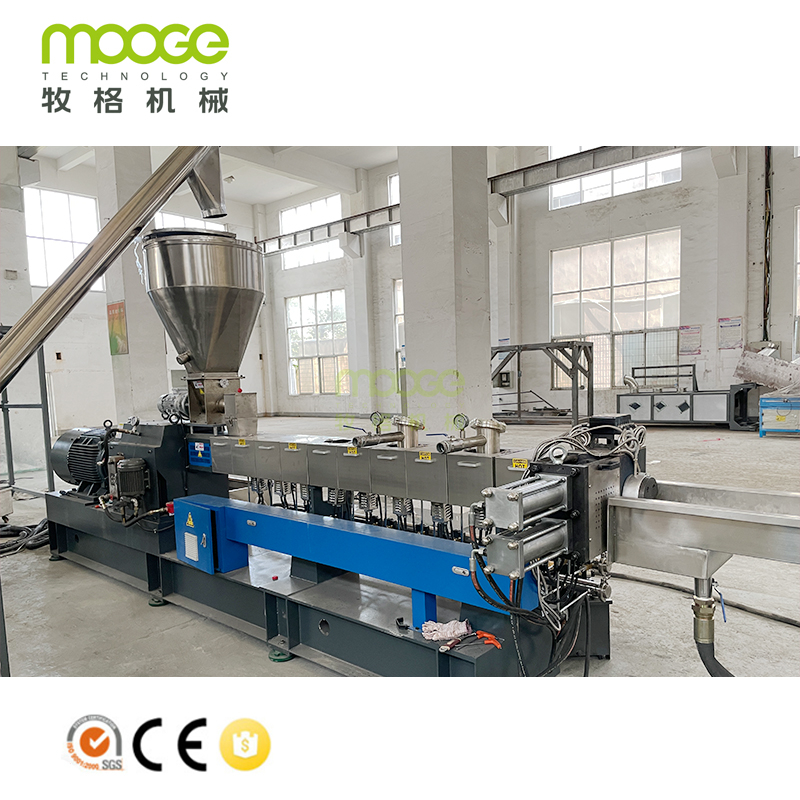 TDY72 600kg / jam Paralel Twin Screw Daur Ulang Botol PET Flake Pelletizing Line